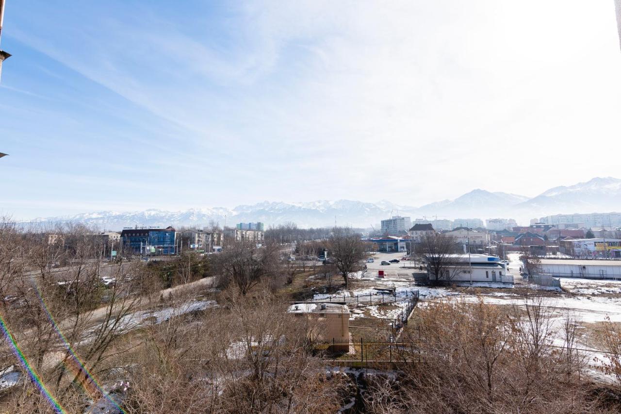 Aparthotel Yourhouse Микрорайон Жетысу-2, Дом 66 Almaty Exteriér fotografie